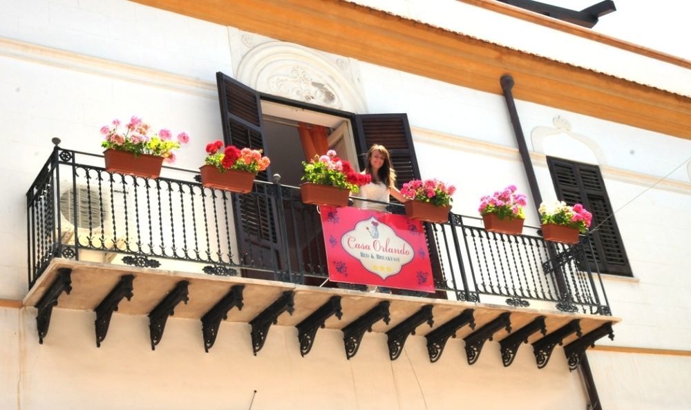 B&B Casa Orlandoテッラジーニ エクステリア 写真